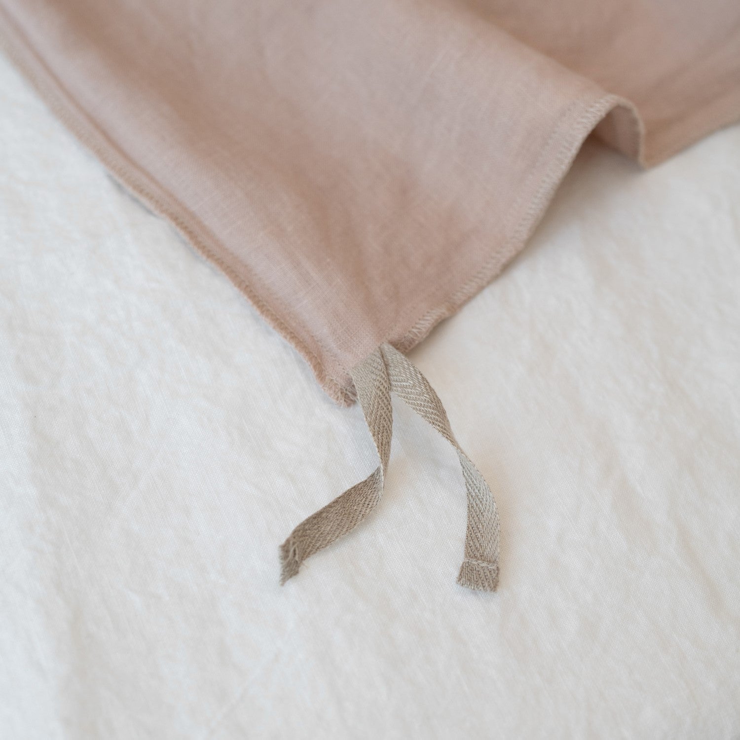 Cuenca Cloud Linen Comforter - Sustainable Soft Linen Duvet Cover