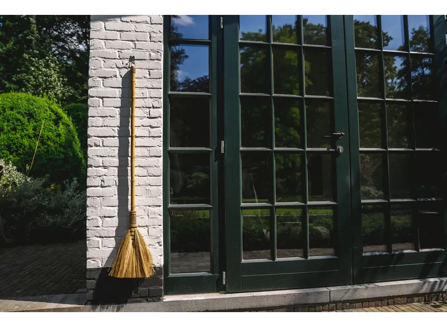 Cazorla Sweeping Elegance - Decorative Grass Broom