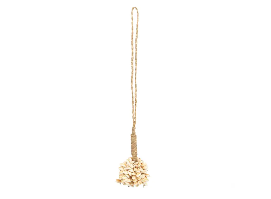 Cudillero Coastal Charm - Shell Tassel Decor